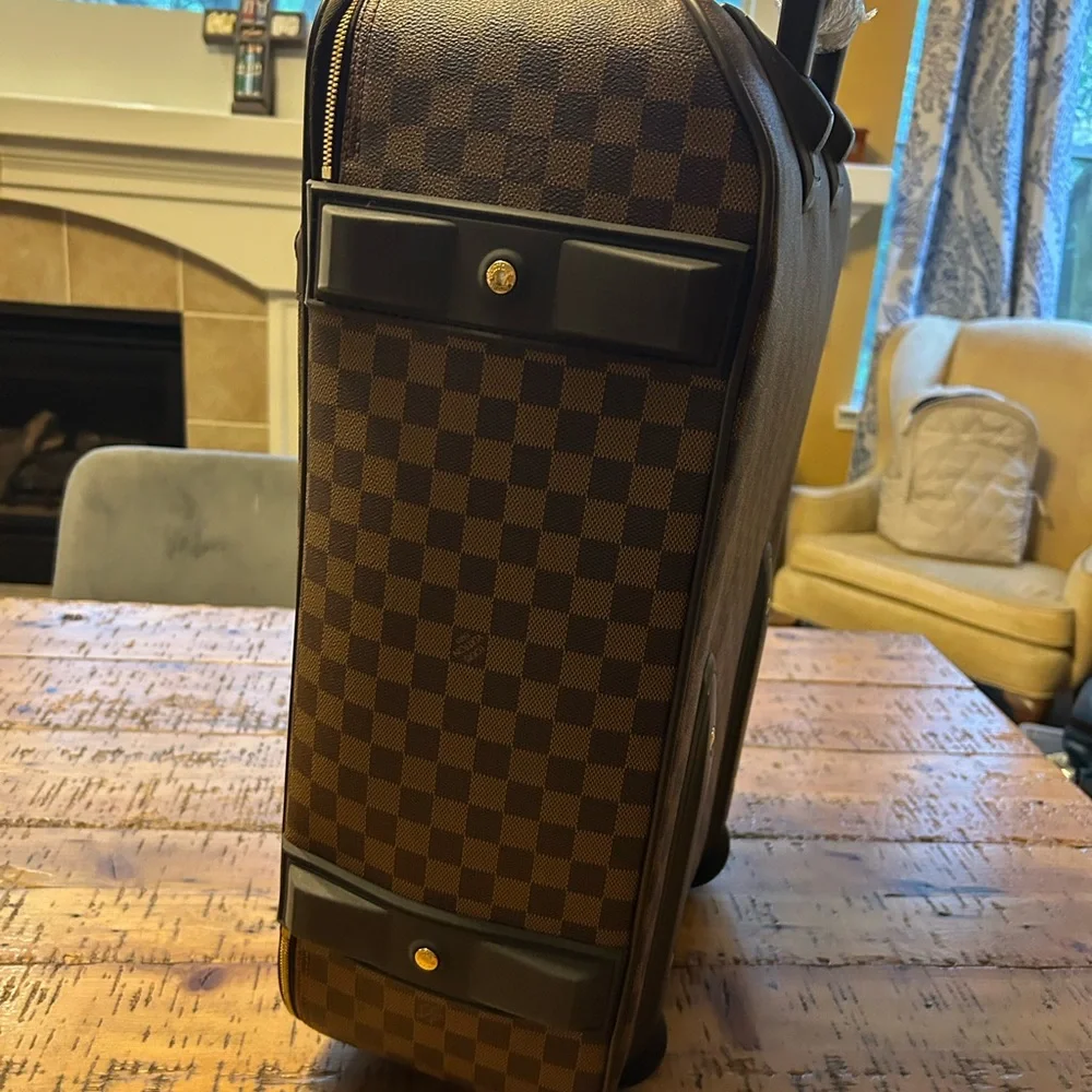 Louis Vuitton Damier Ebene Checkerboard Carry-On - Brown